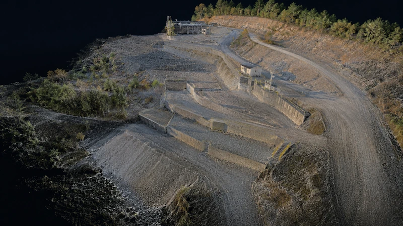 Nube de puntos 3D de carretera, terreno e instalaciones generada mediante fotogrametría o LiDAR